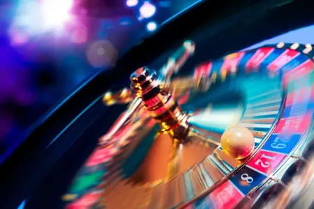 Governador de Nova Iorque apoia apostas desportivas em casinos do interior do estado