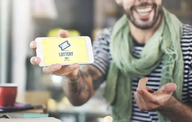 Canadá: vendido bilhete vencedor do jackpot Lotto Max de $26,6M